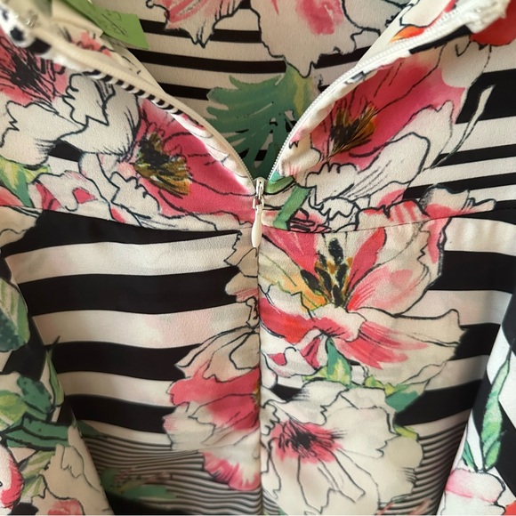 Yumi Kim In the Ruff Top - Picture 4 of 5